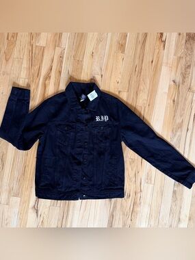 HOT TOPIC COFFIN TRUCKER BLACK JACKET WOMENS MEDIUM NEW W/ TAGS